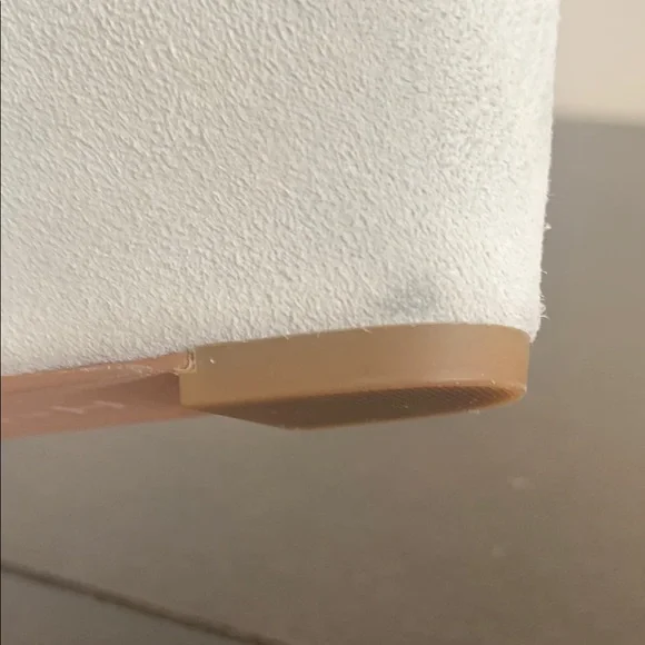 NWOT HALSTON Stone / Gray Wedge Sandals with Textured Straps and Ankle Buckle. - Picture 9 of 9